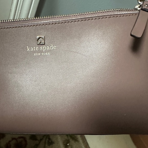 Kate Spade Weller Street Declan Dusk Cityscape Crossbody bag. Retails $248 - Picture 7 of 10